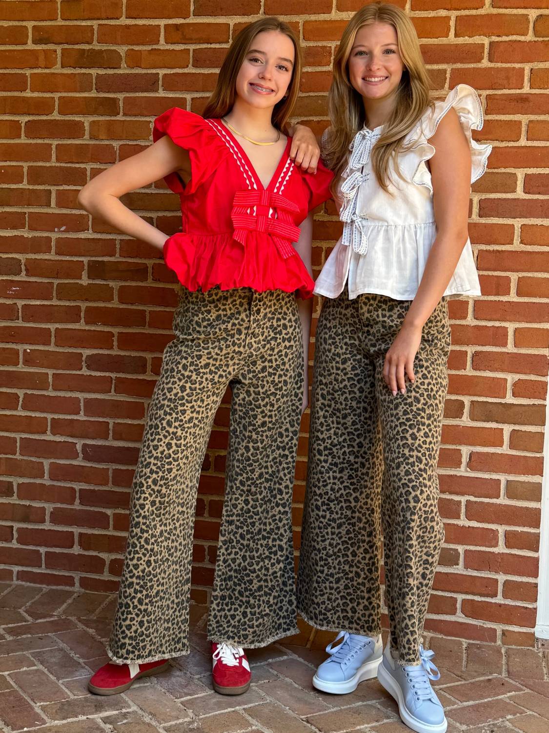So Me - Mid Rise Twill Frayed Hem Wide Leg Pant