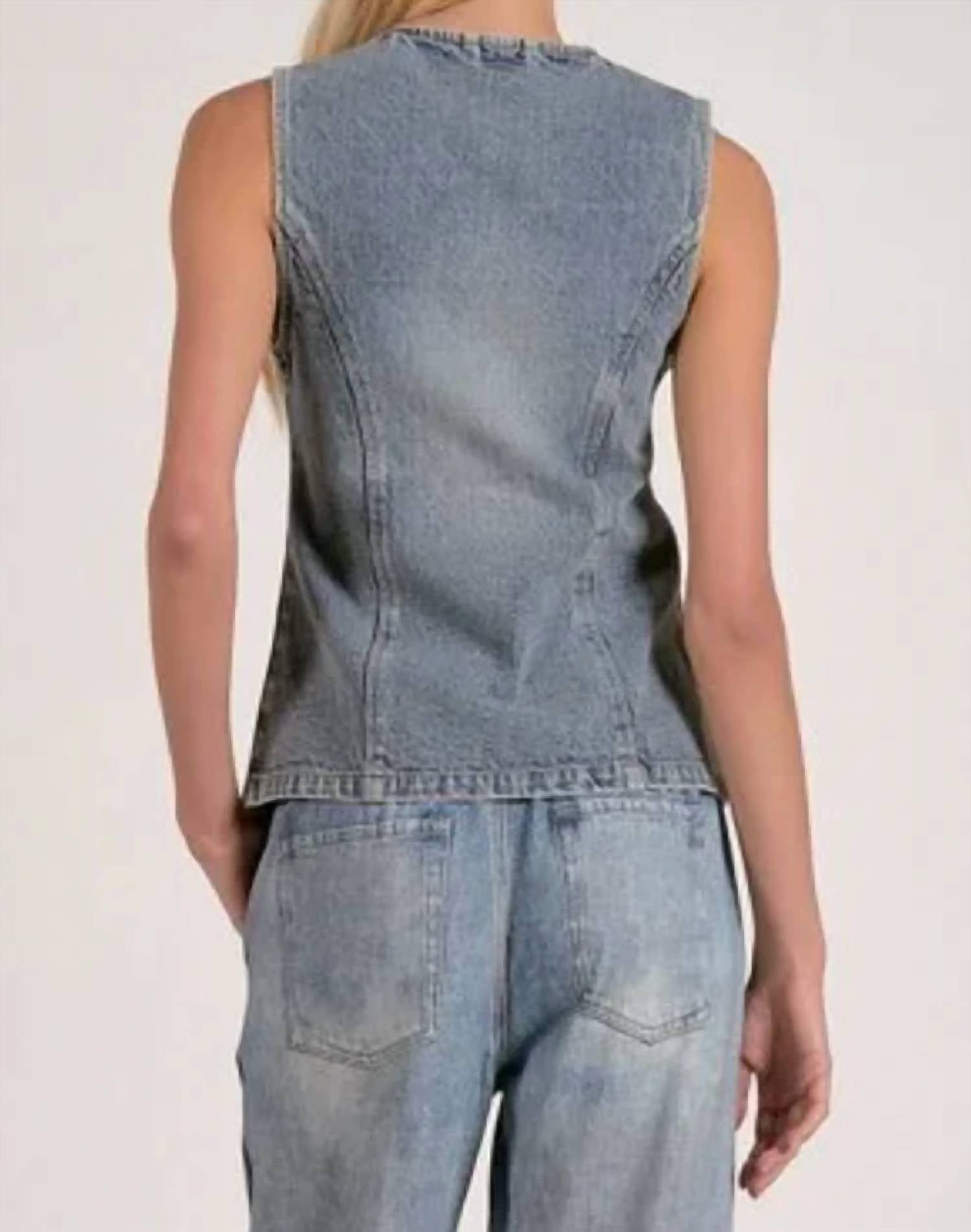 Elan - No Fear Sleeveless Vest