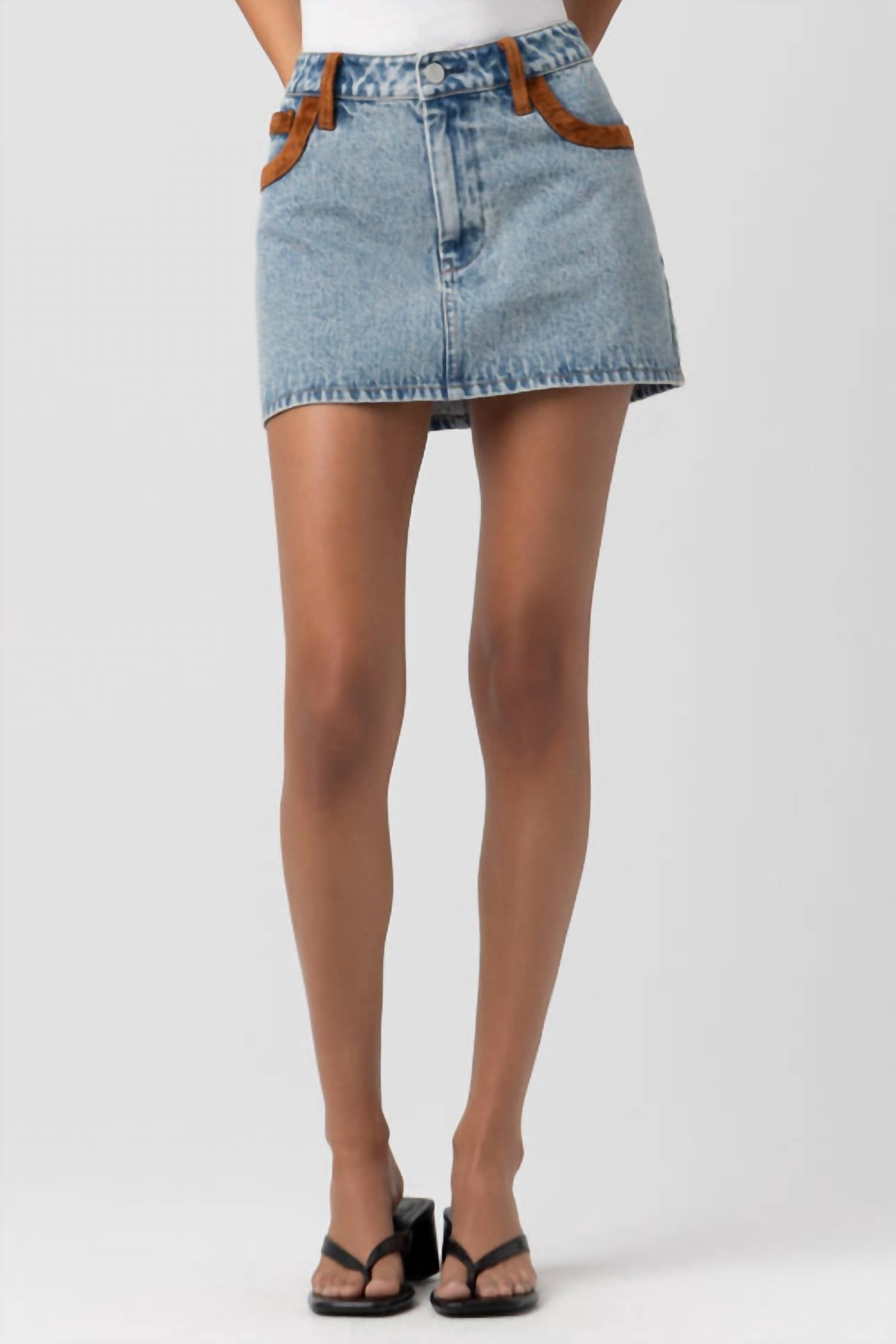 BLANKNYC Rodeo Drive Denim Mini Skirt in light vintage indigo - women's skirt