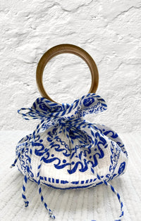 BEYOND by Vera Women's Bella Bucket Bag in sail away navy - women's bag