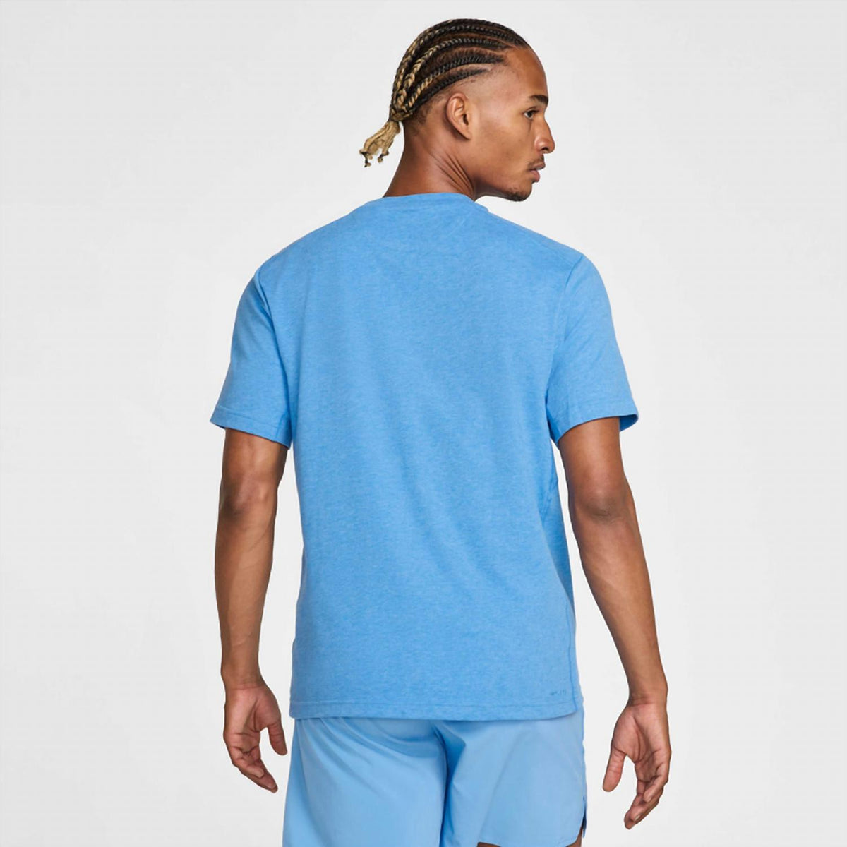 Nike - Primary Solo Swoosh Dri-fit Top