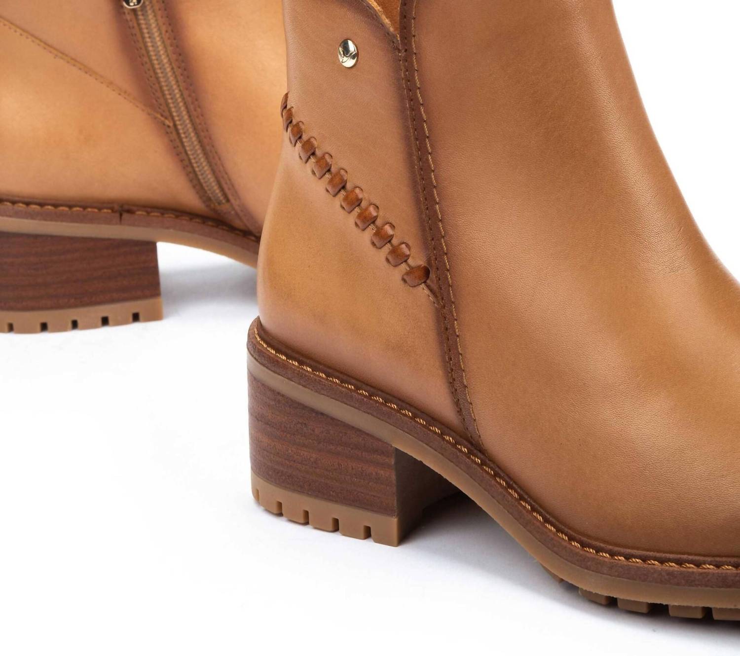 Pikolinos - Women's Medina Heeled Boots