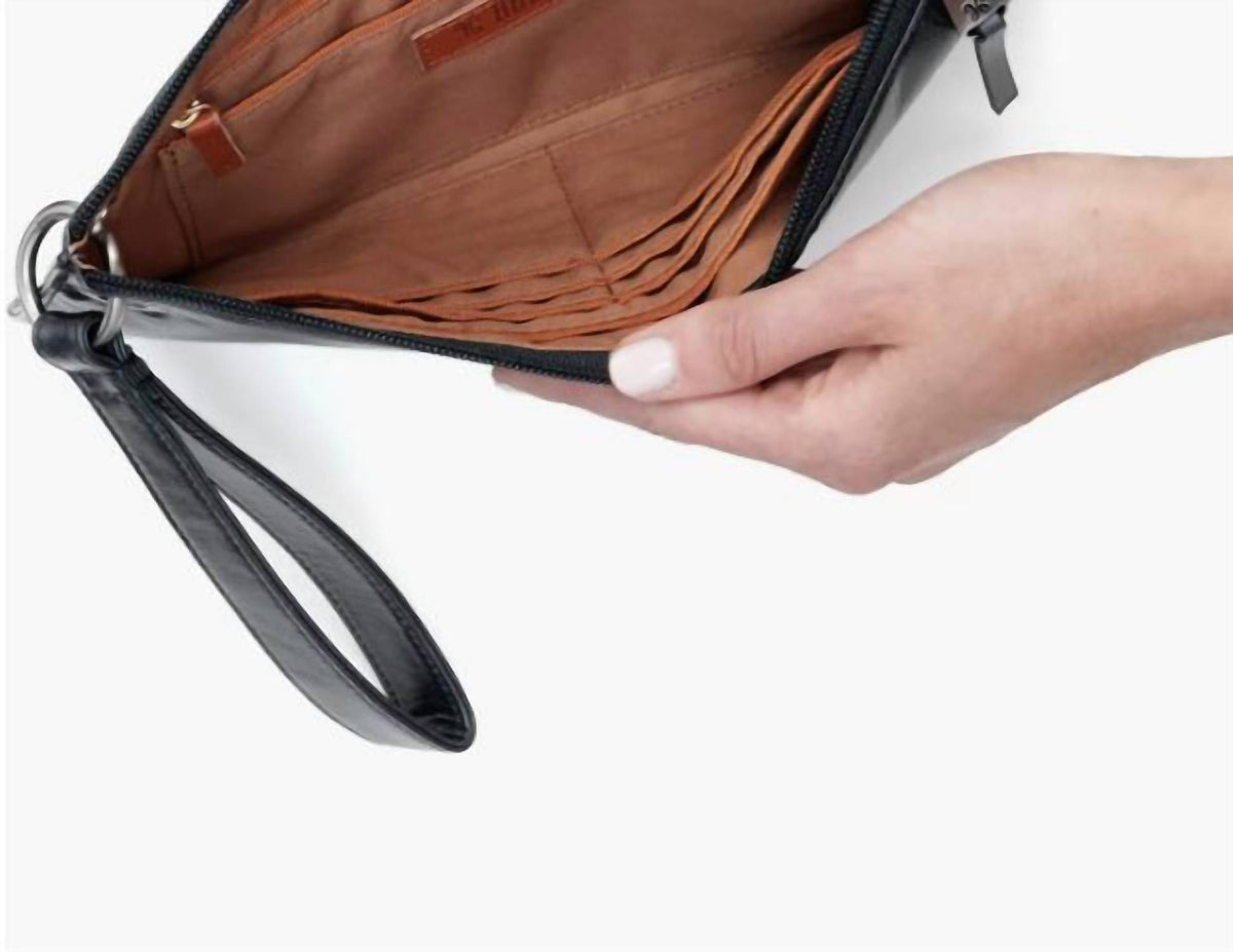 Hobo - vida wristlet