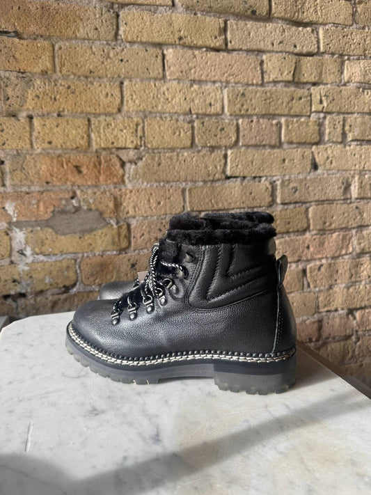 Montelliana - Women's Camelia Shear Boot