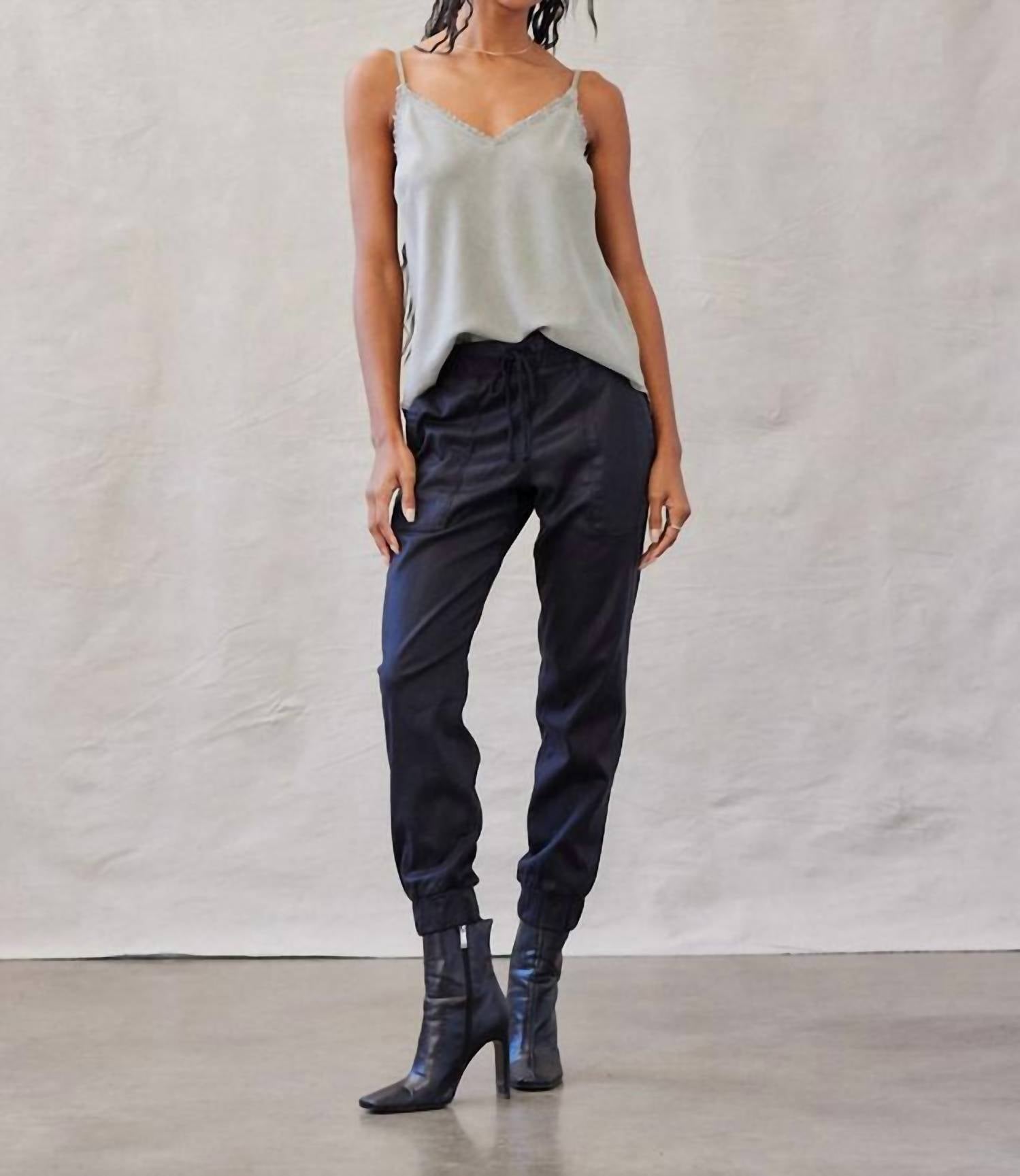 Bella Dahl - Chelsea Luxe Pocket Jogger Pant