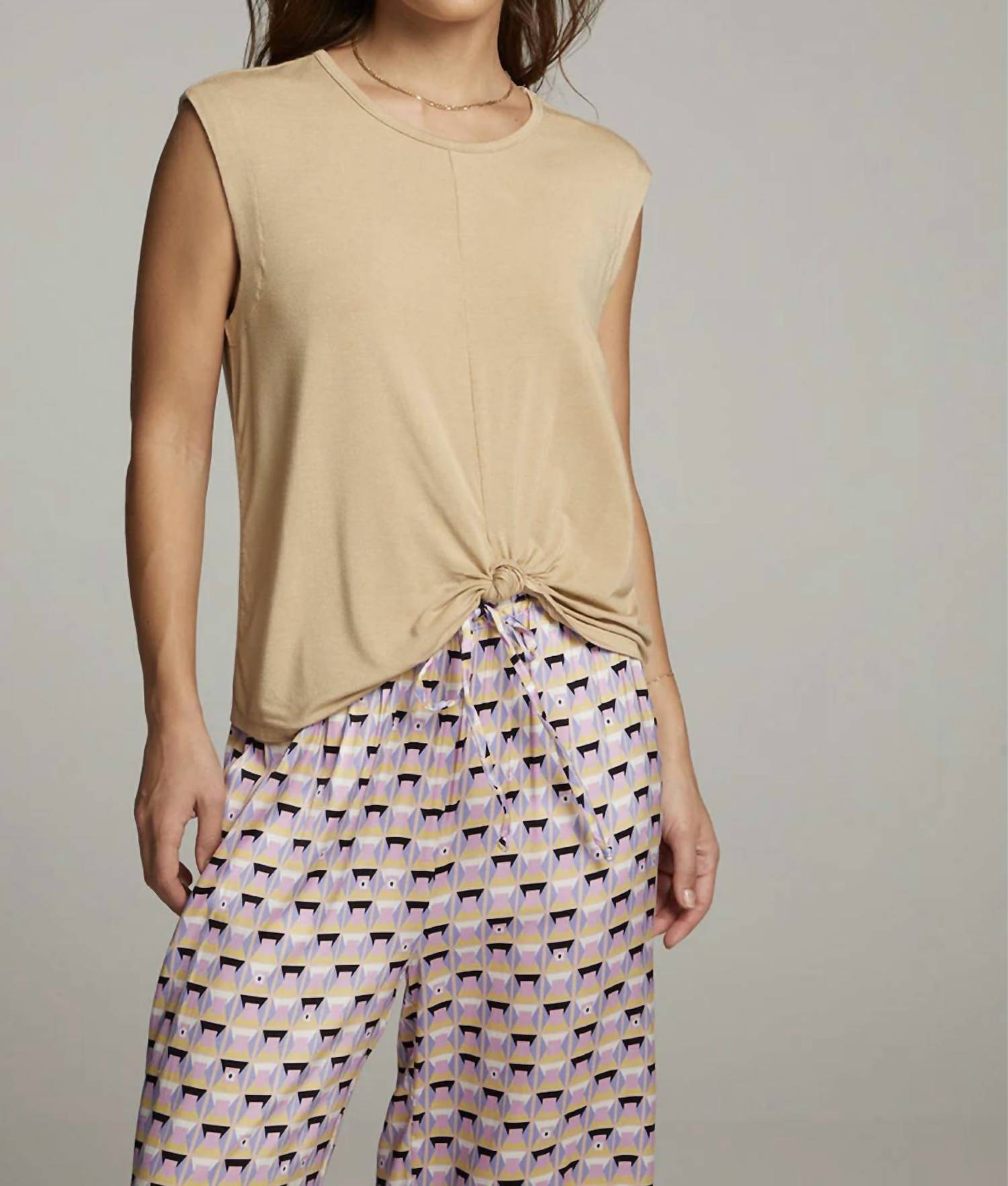 Chaser - Knotted top