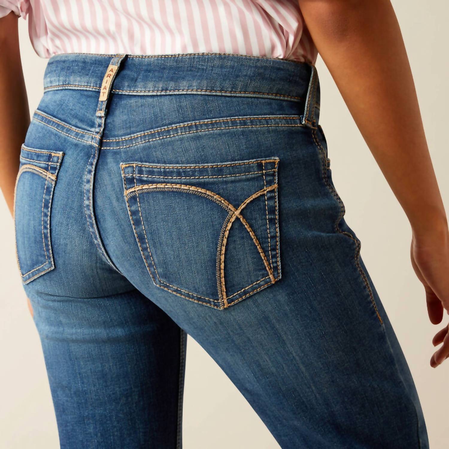 Ariat - Mid Rise Hasley Slim Trouser Jeans