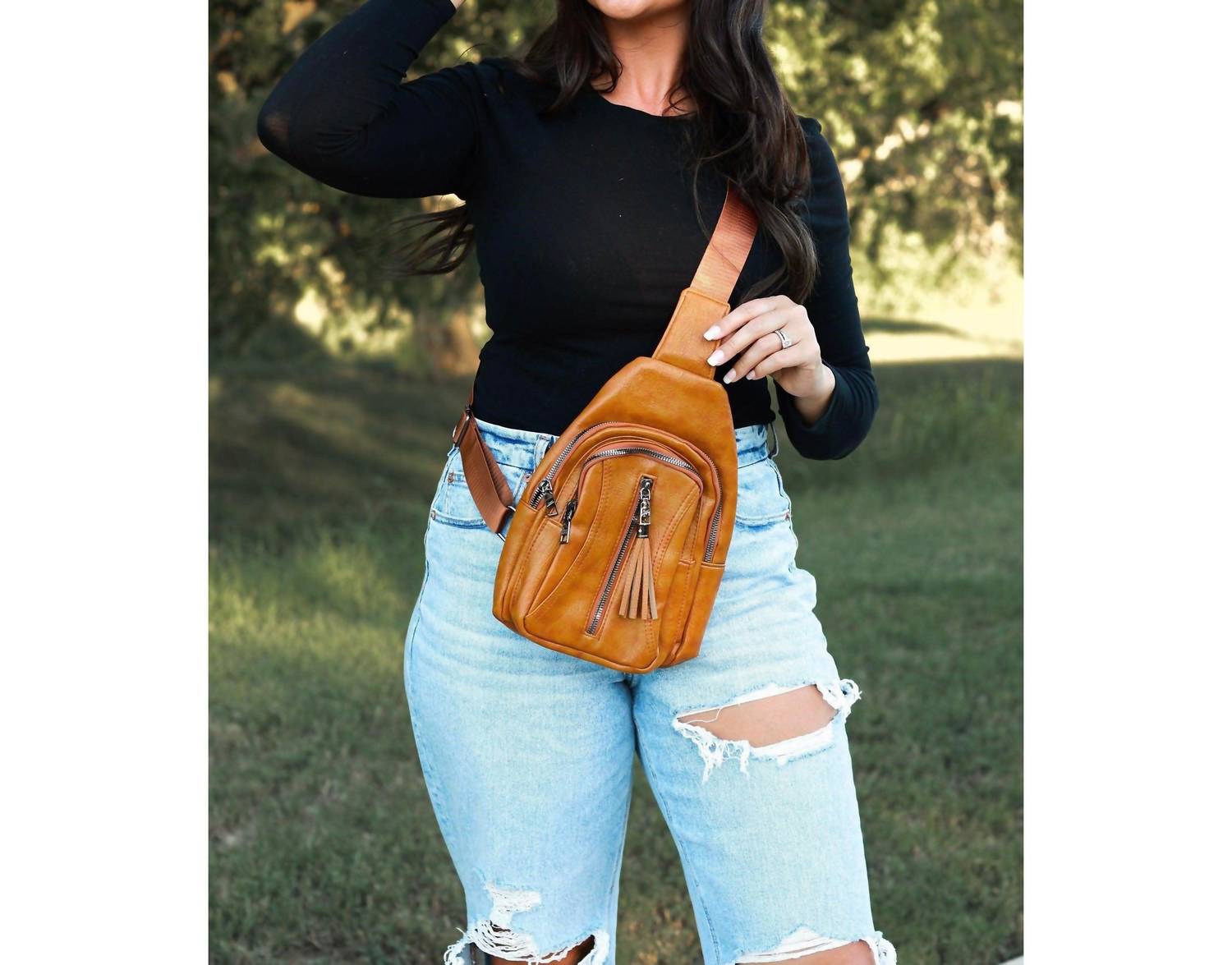 Julia Rose - Mindy Vintage Tassel Sling Bag