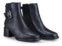Bottero Women's Couro Burnish Preto Short Boot in black - women's shoe - detail view
