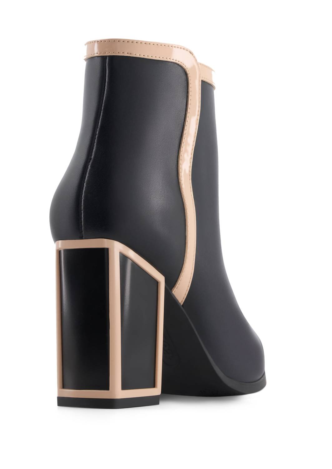 Andrea Women's High-quality Ankle Boot in black - women's shoe - detail view