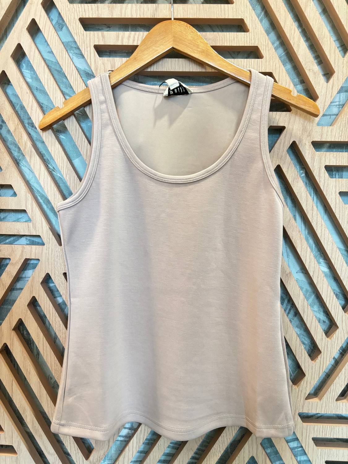 Before You Collection - Women's Solid Colors Tank Top