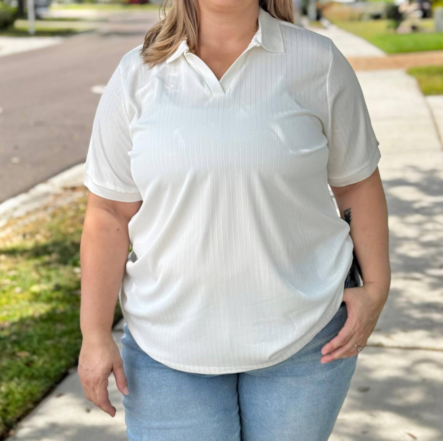 Southern Grace - Jennifer Collared Top