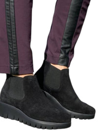 Wonders - Women's Chelsea Booties