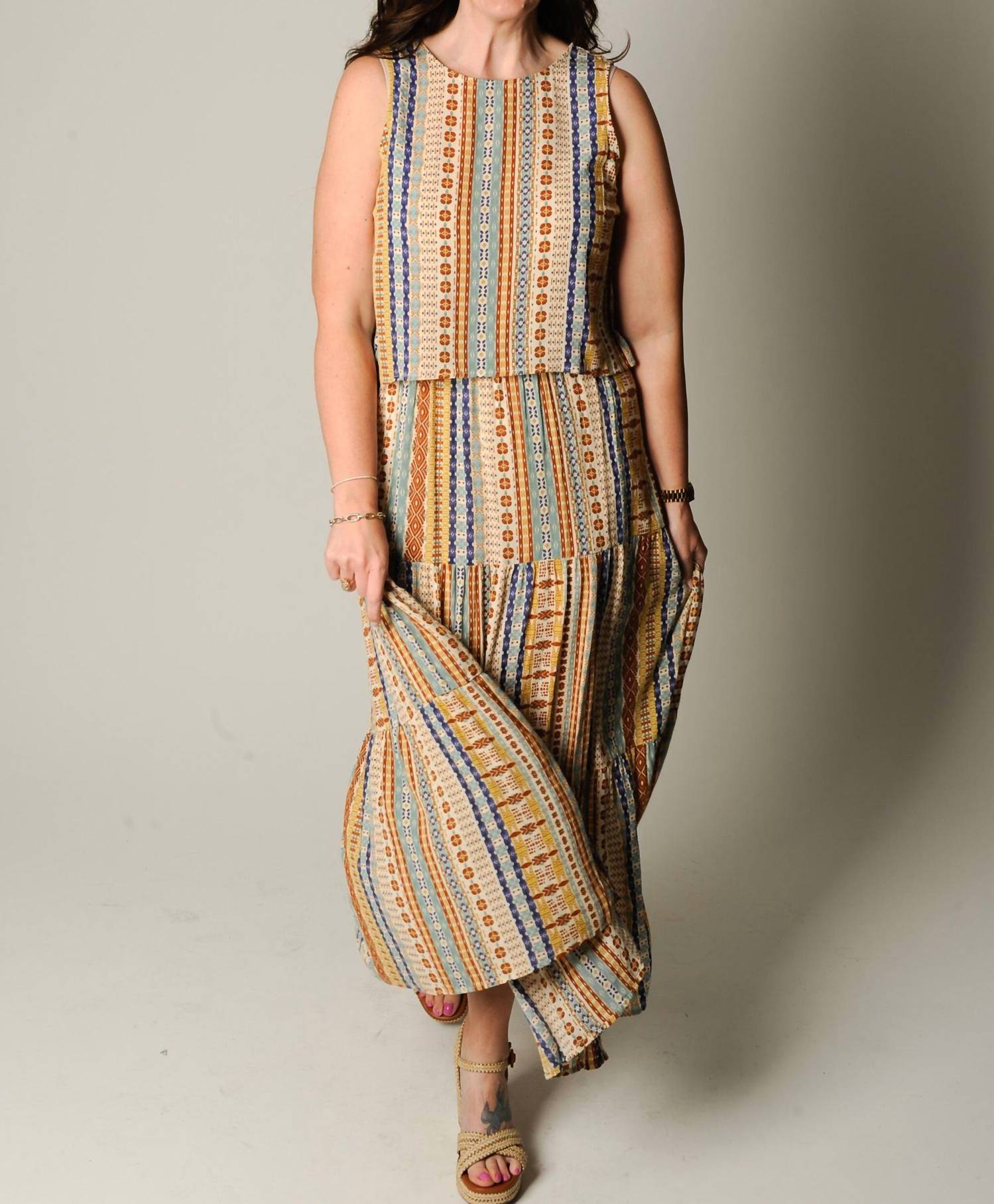 GILLI Sundancer Top And Skirt Set in beige multi - women's skirt