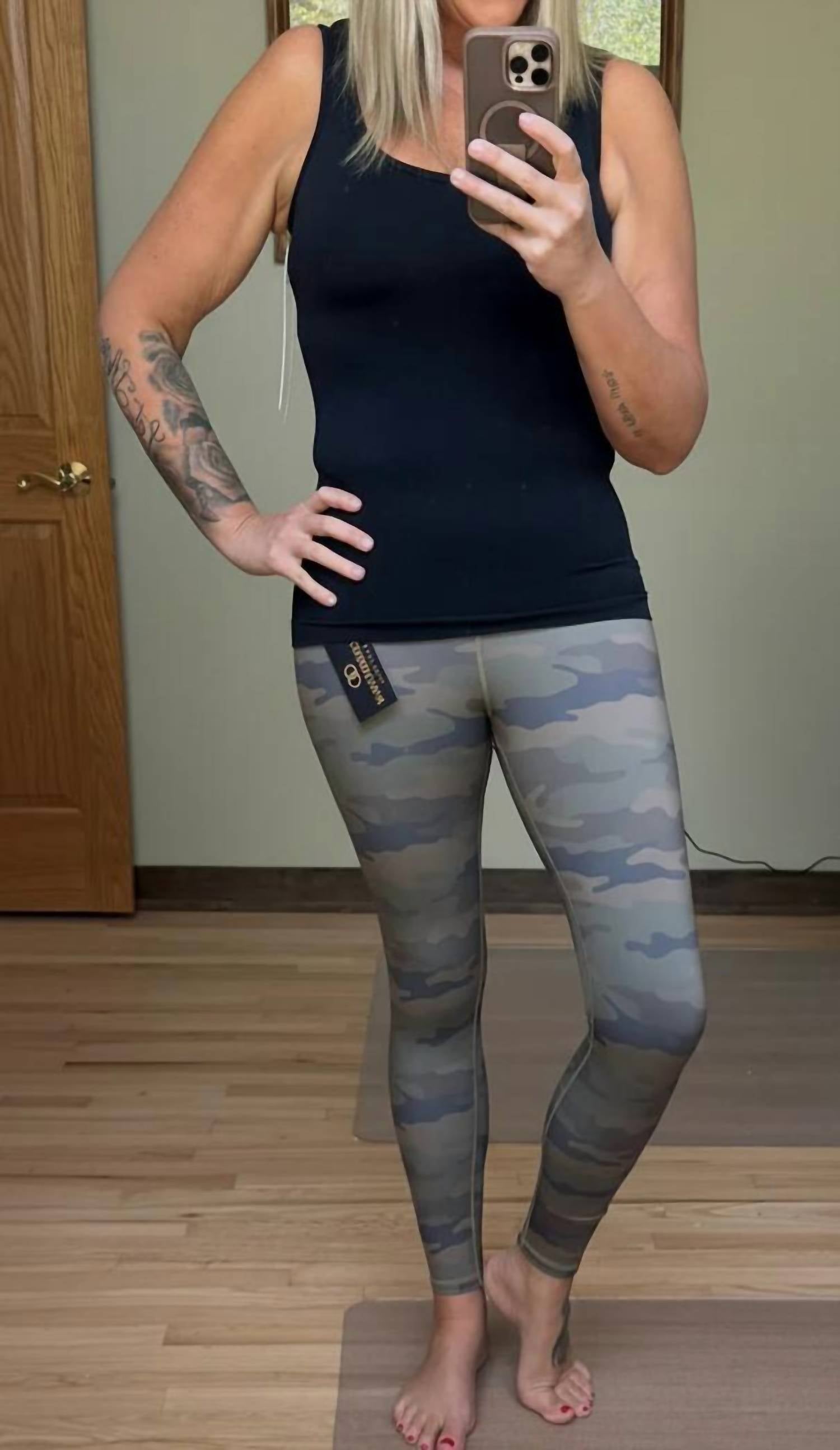 Yelete - High Rise Active Leggings
