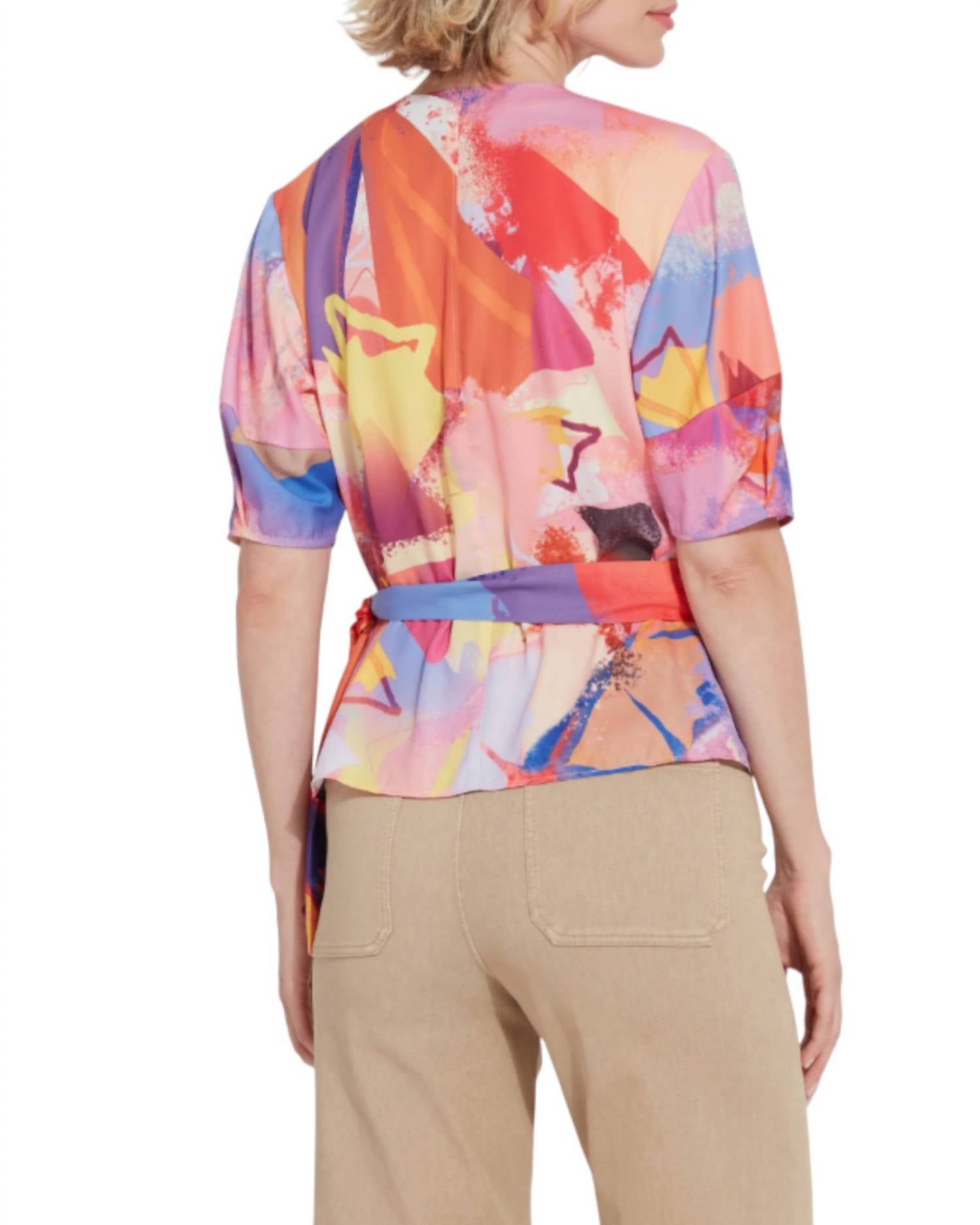 Lysse - Front Tie Wrap Top
