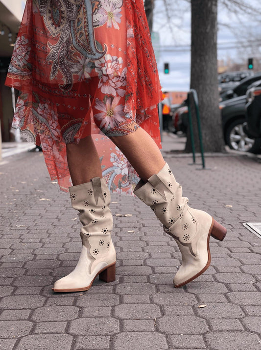 TULIP SLOUCHY-WESTERN BOOT