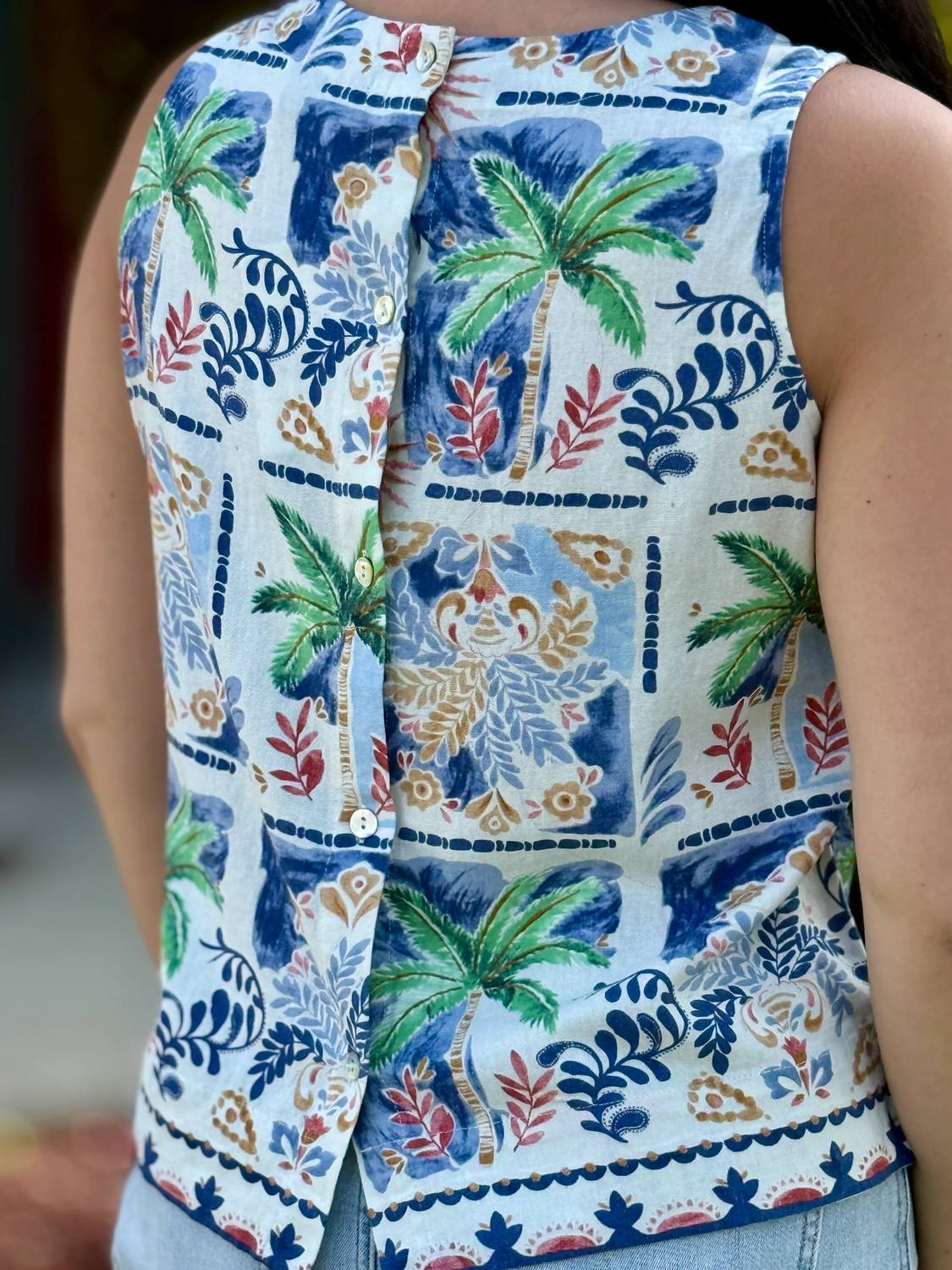 Charlie B - Printed Back Button Blouse