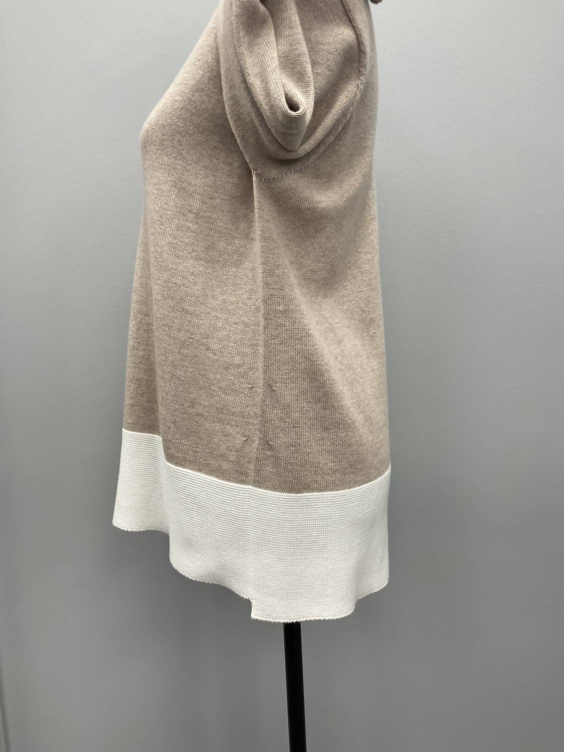 Hubert Gasser - BEIGE COTTON 3/4 SLEEVE SWEATER
