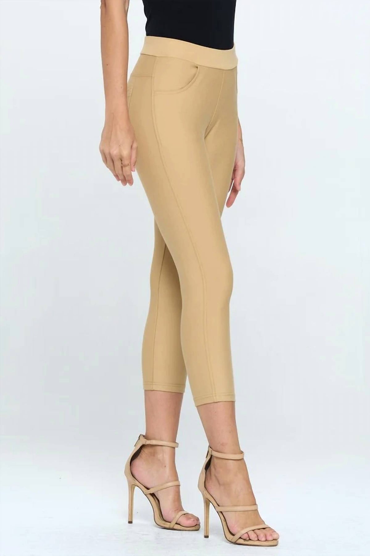 Yelete - Sophie Capri Ponte Pant