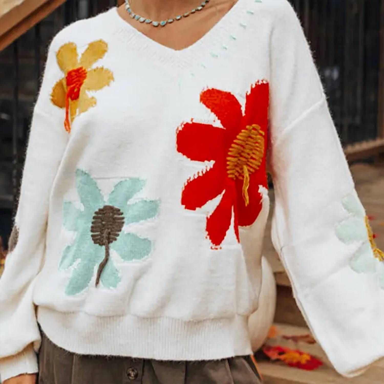 Umorger - Women's Flower V-neck Dropped Shoulder Sweater