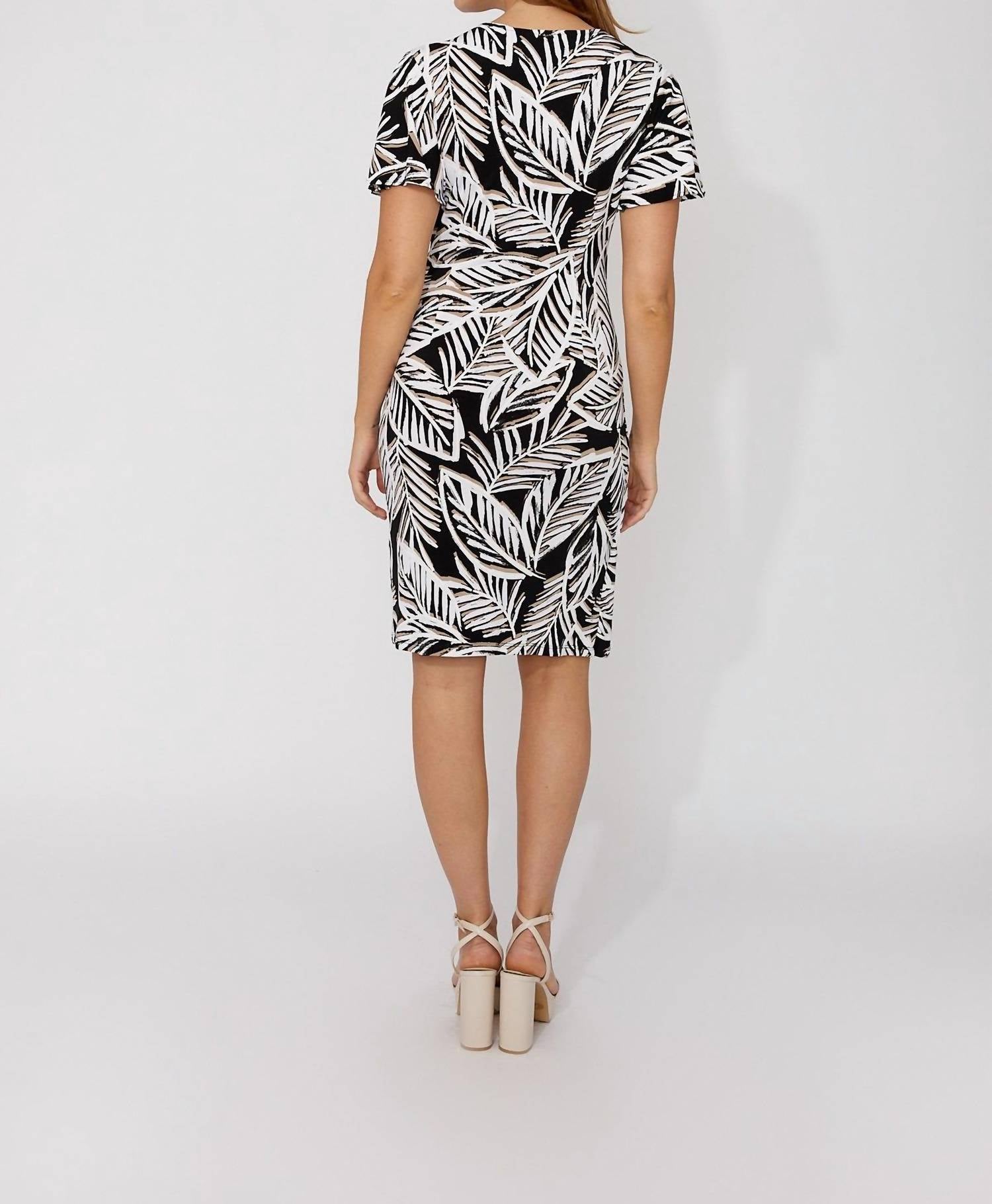 Frank Lyman - Floral Wrap V-neck Dress