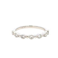 Aamiaa - 0.25 Carat Natural Diamond Bezel & Bar Band Ring - Size 6.5