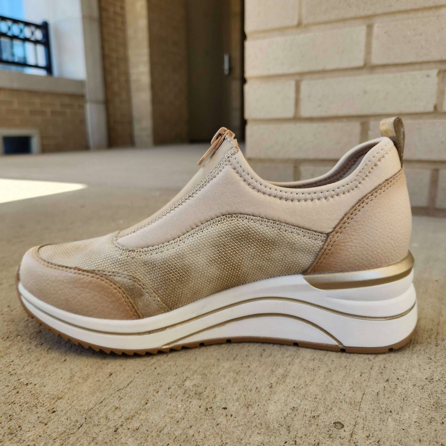 Remonte Women's Wedge Sneaker in cream - women's sneaker - detail view