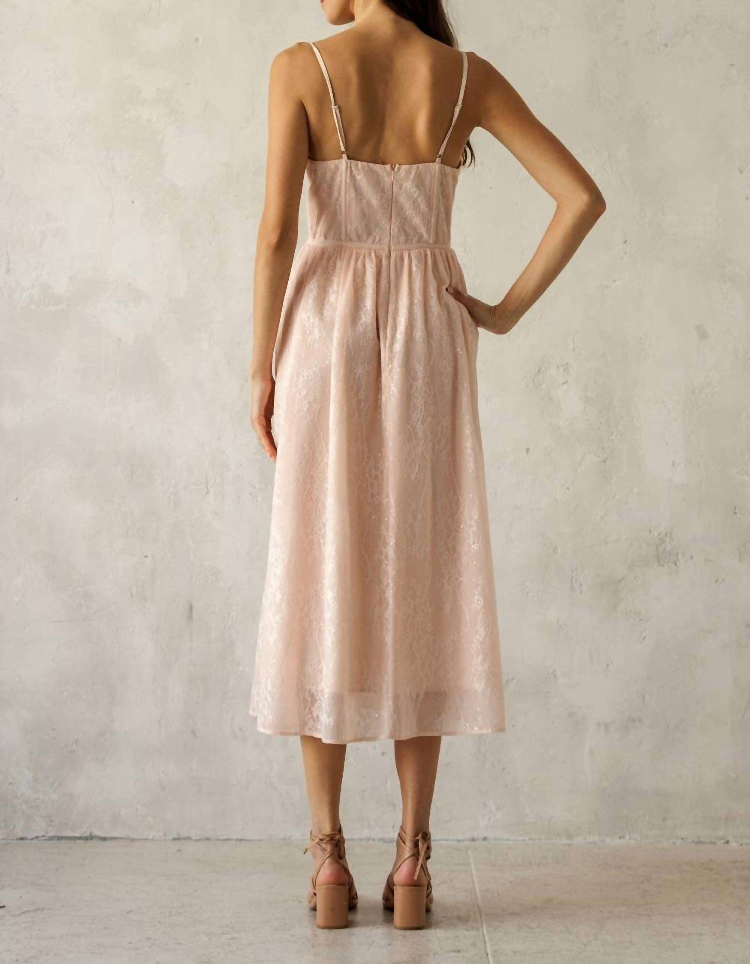 Storia - Lace Midi Dress