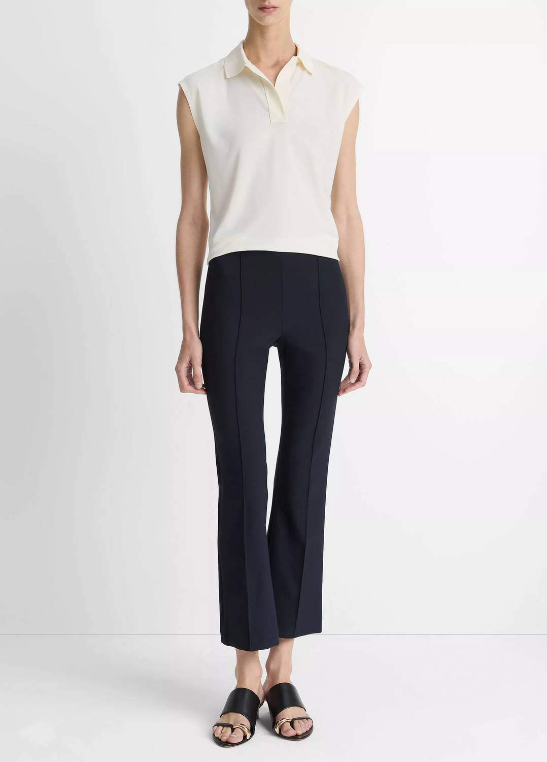 Vince - Mid Rise Pintuck Crop Flare Pant