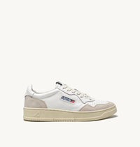 AUTRY Women's Medalist Low Sneaker in white leather and beige suede - women's sneaker