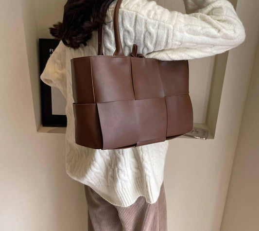 Unishe - Women's Versatile Woven Large-capacity Niche Shoulder Bag