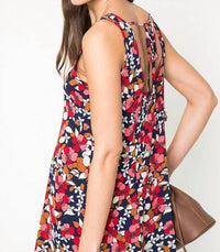 Hayden La - Floral Sleeveless Shift Dress