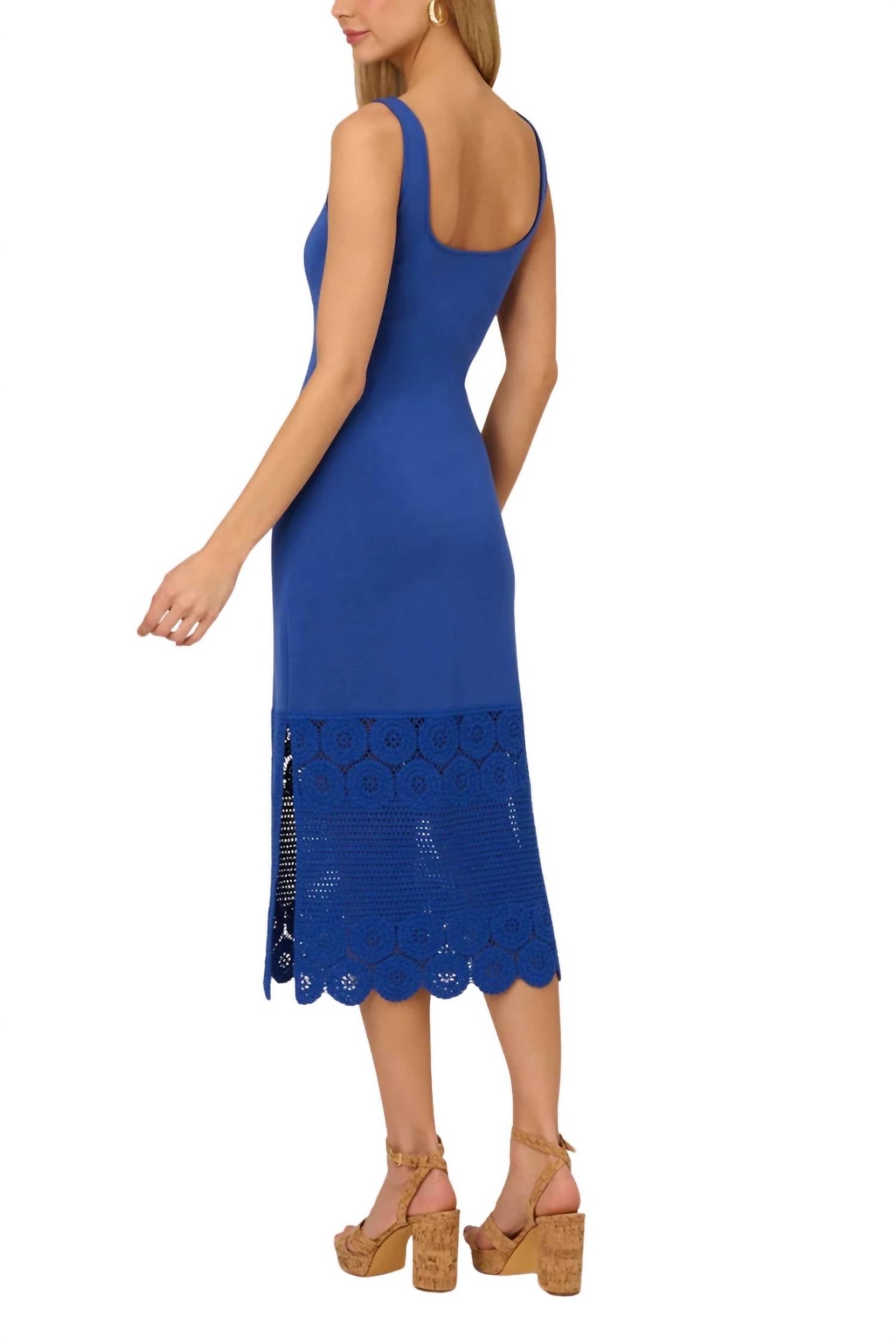 Adrianna Papell - Scoop Neck Tank Straps Fitted Sheath Dress