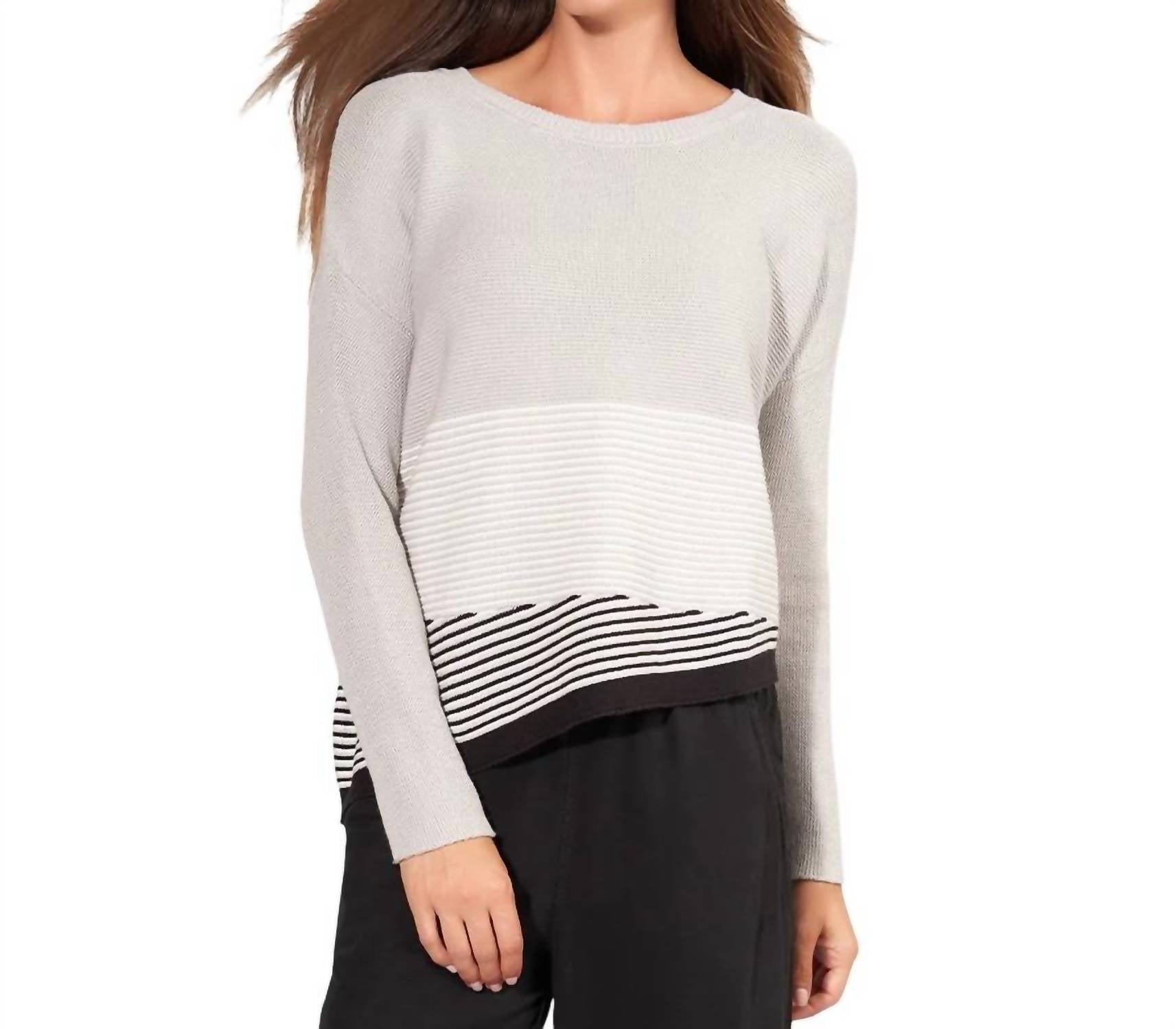 Stella Carakasi - Screen Saver Sweater