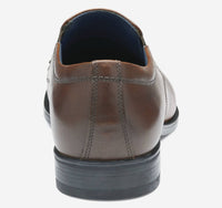 JOHNSTON & MURPHY Men's Gibbons Run-off Slip-on Shoes in brown full grain - men's loafer - detail view