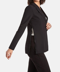 Capsule 121 - TITAN BLAZER