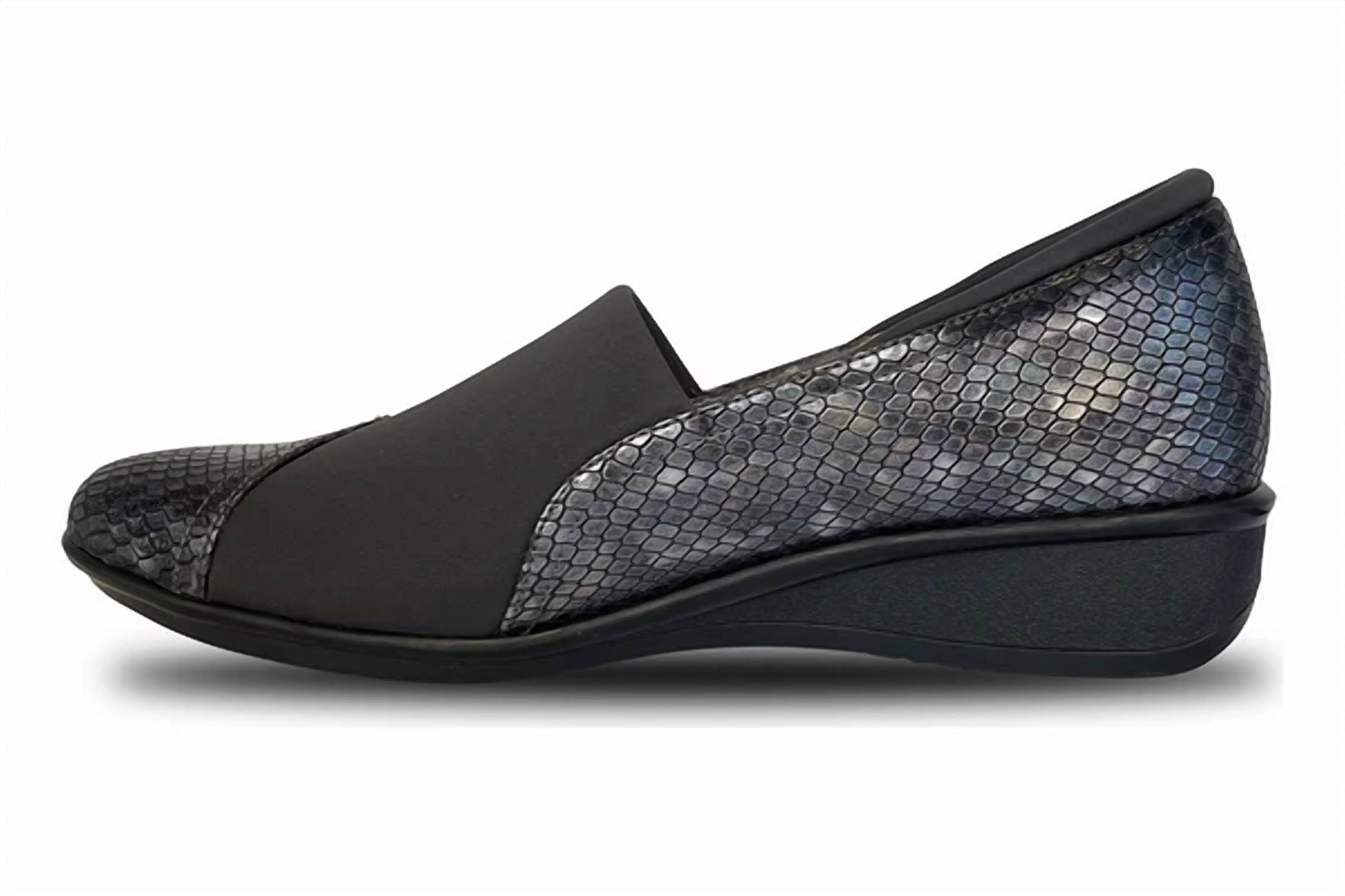 Revere - Women's Naples Wedged Loafer