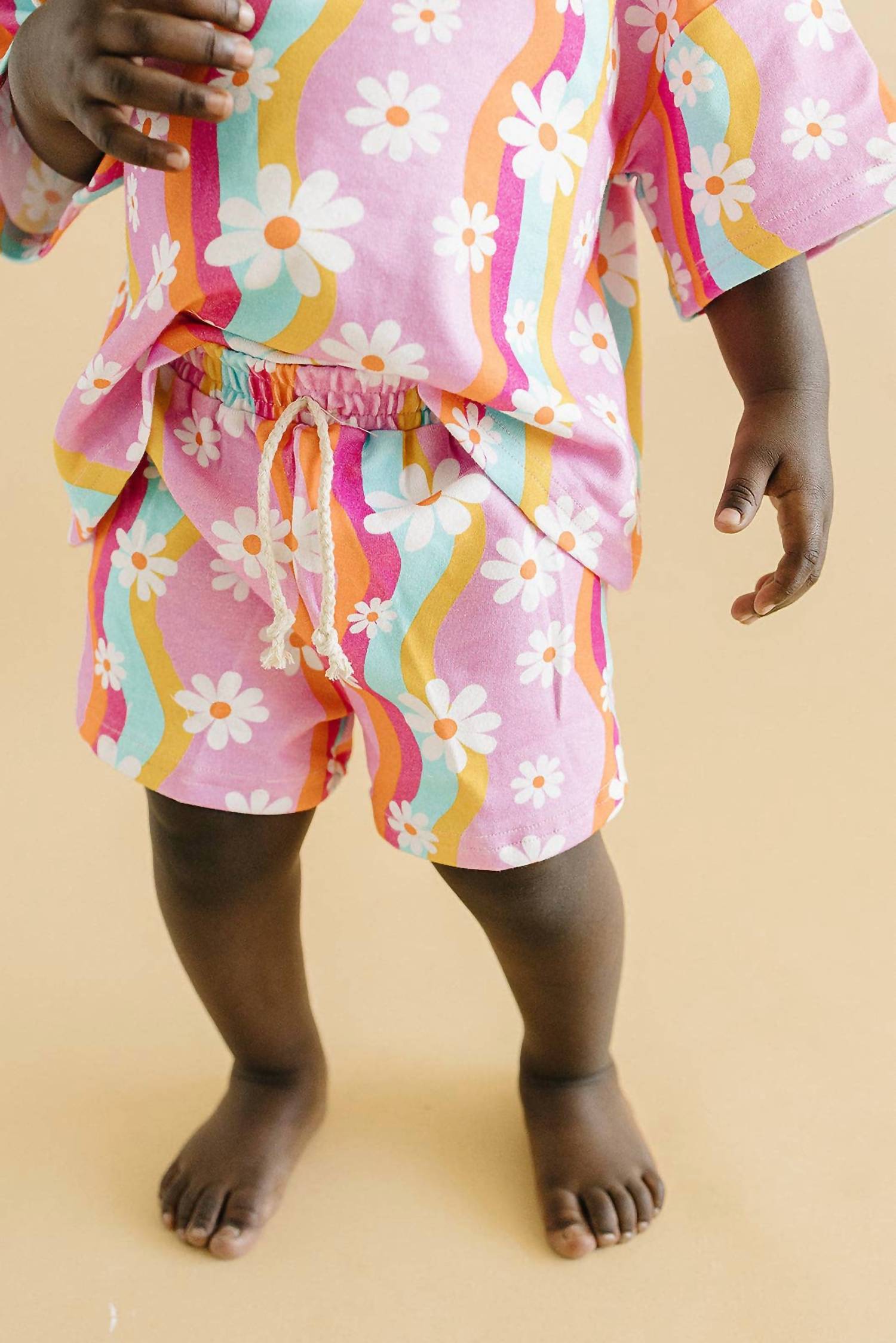 Lucky Panda Kids - Kids Groovy Daisy Short Set