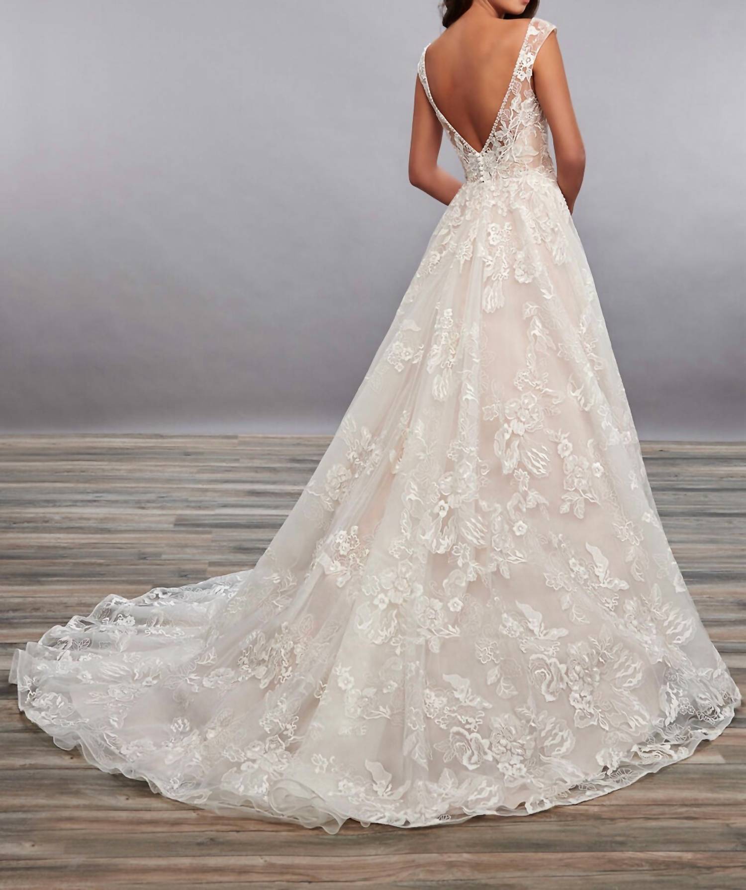 Mary'S Bridal - Open Back Wedding Dress