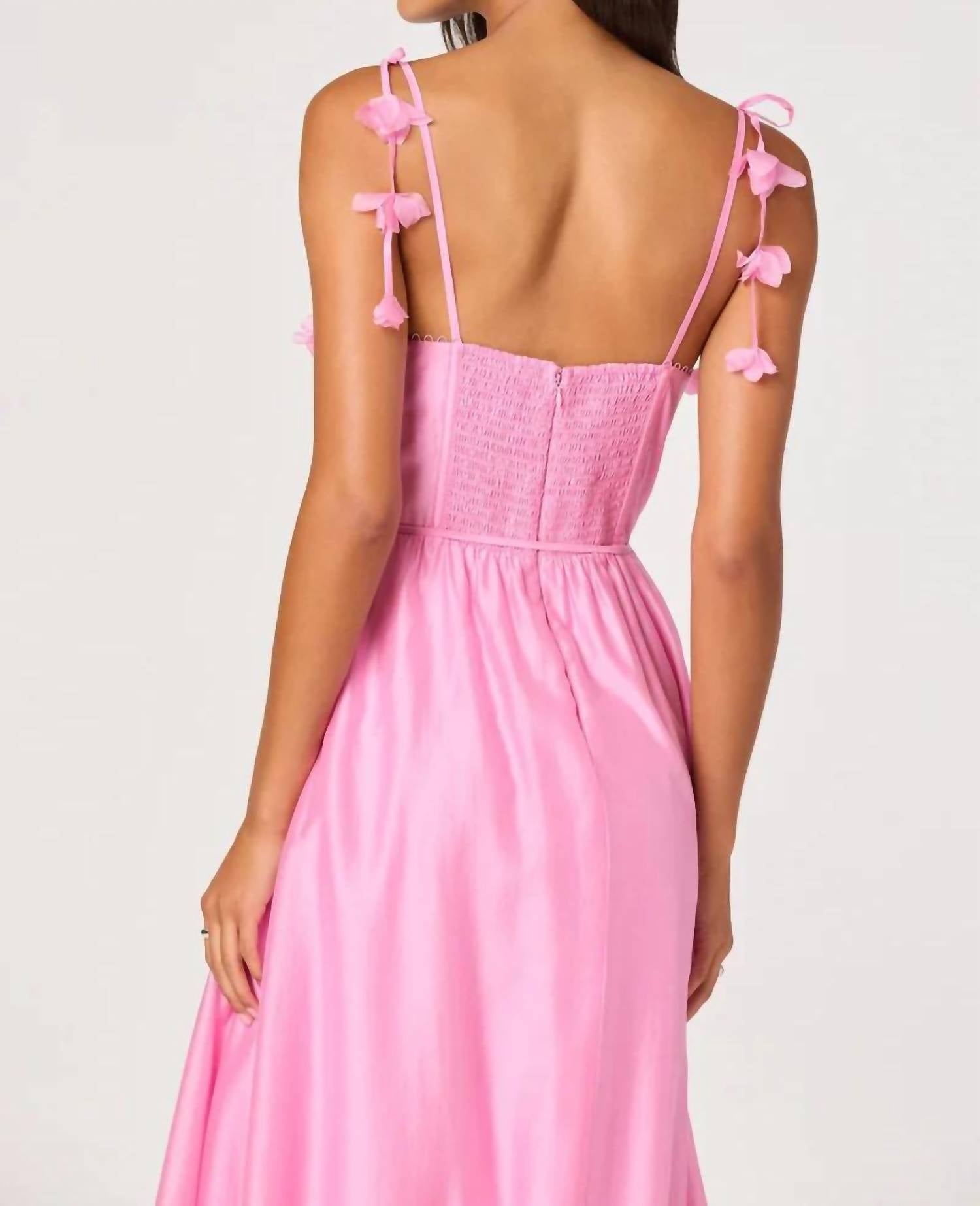 Astr - Women's Halcyon Flower Appliqué Midi Dress