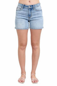 Judy Blue - Mid-rise Jean Short