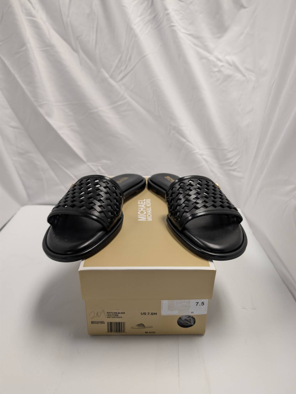 Michael Michael Kors - WOMEN SAYLOR SLIDE LEATHER SANDALS