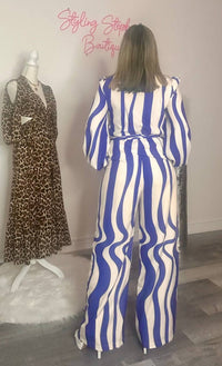 Tea & Cup - Long Sleeve V-neck Jumpsuit
