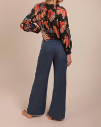 Traffic People - Slow Motion Louis Long Sleeve Top