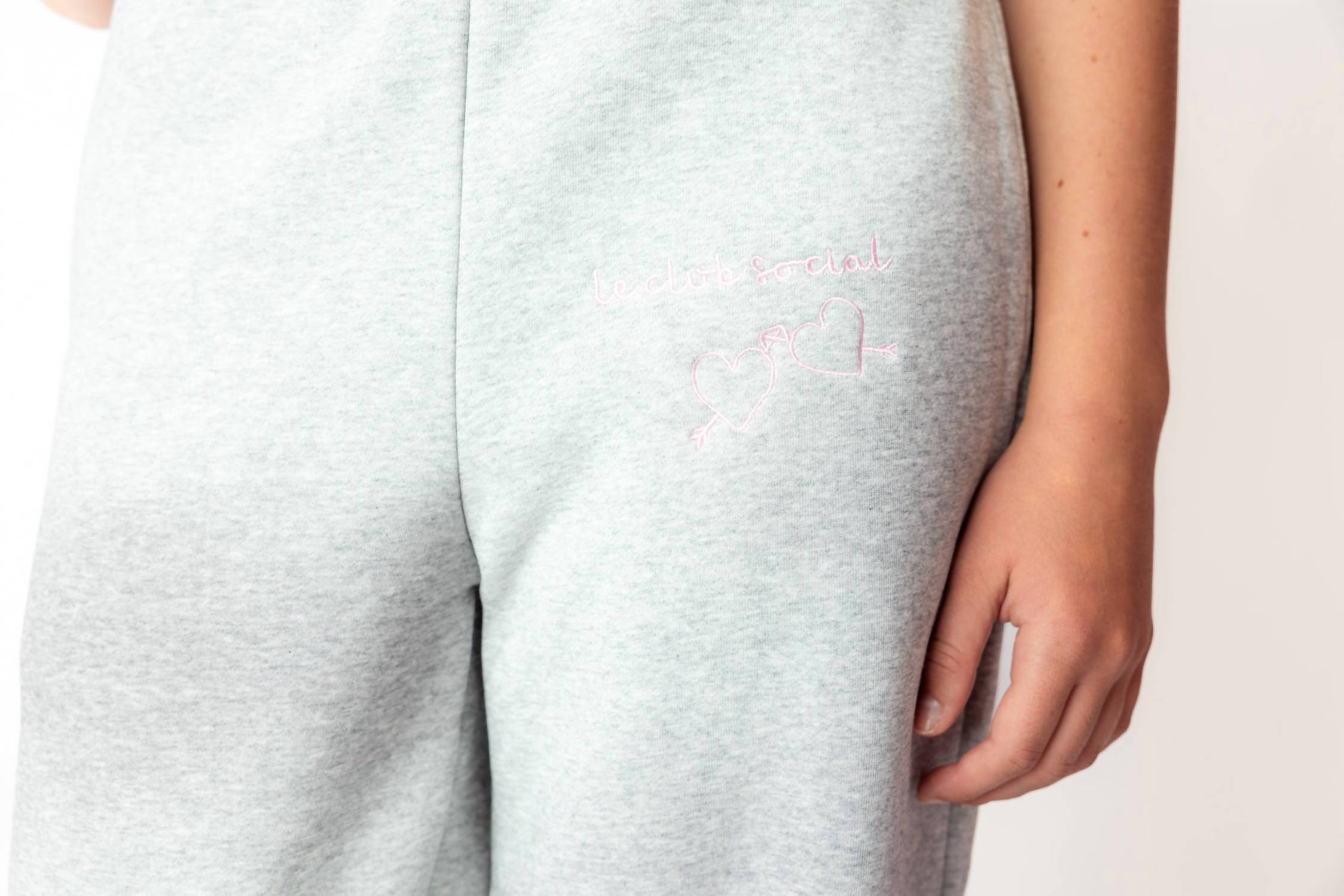 Theme - Cami Jogger