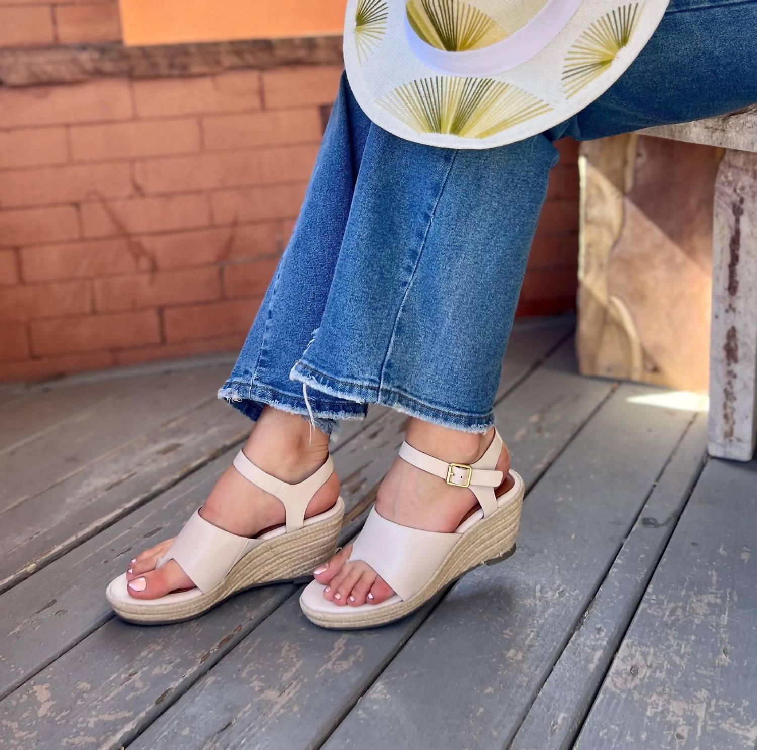 Softwalk - Women's Hilo Sandal