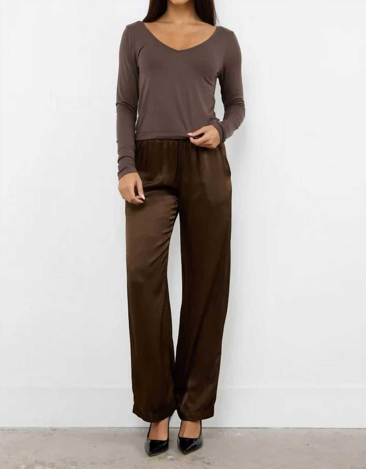 Lamade - Esya V-neck Long Sleeve Top