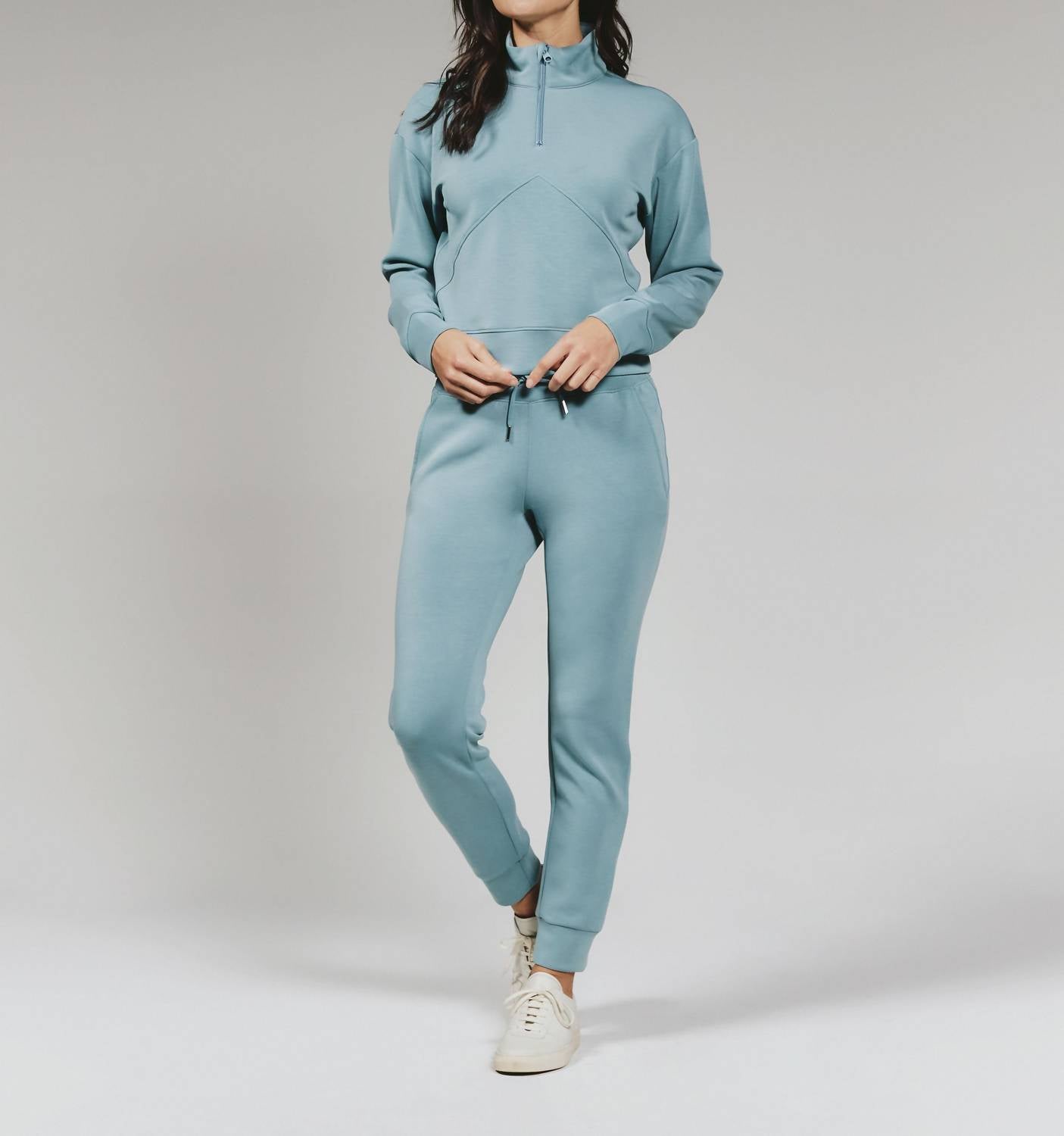 7Diamonds - Rev Crop Quarter Zip Pullover