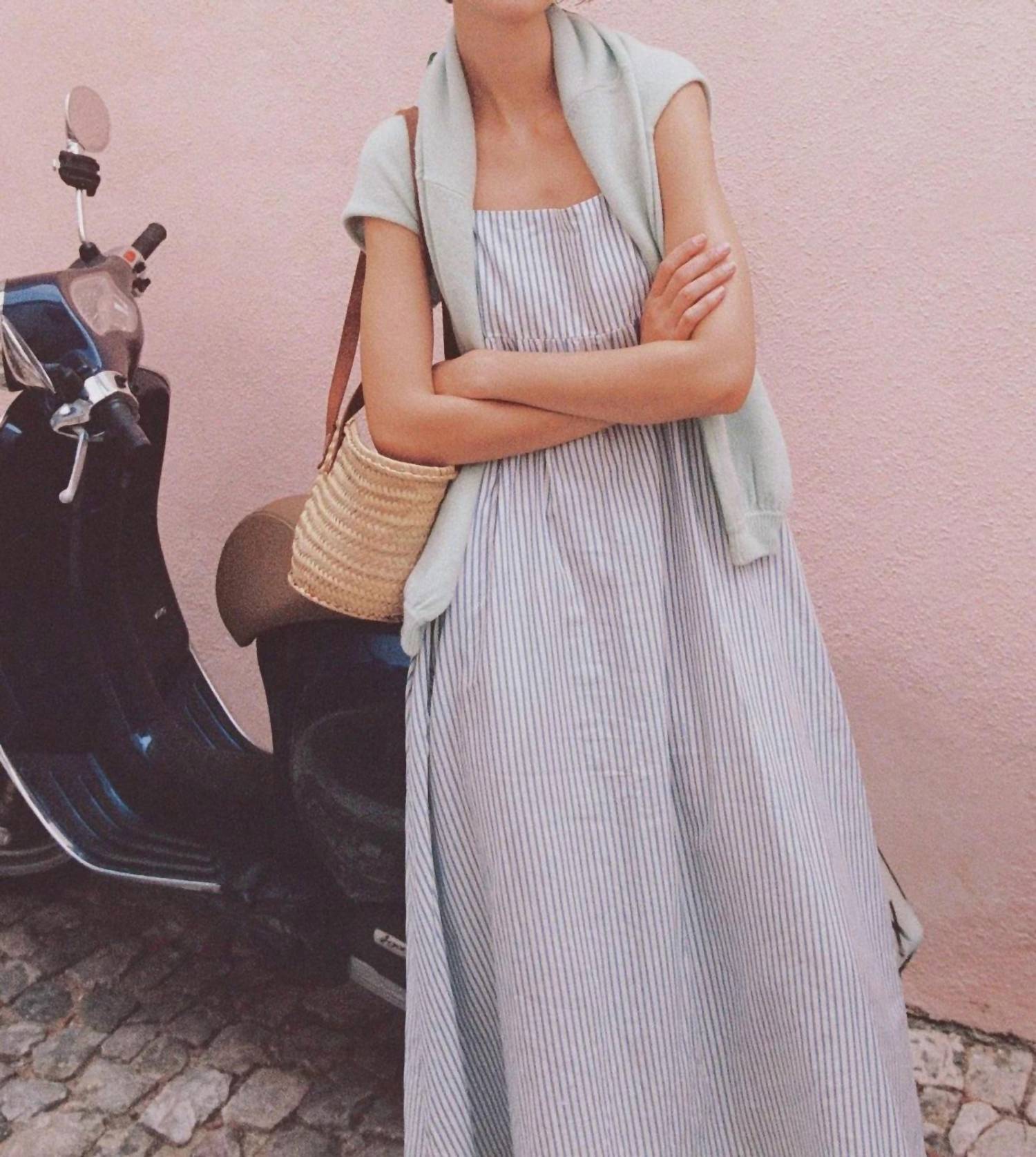 Trovata - Mirela Midi Dress